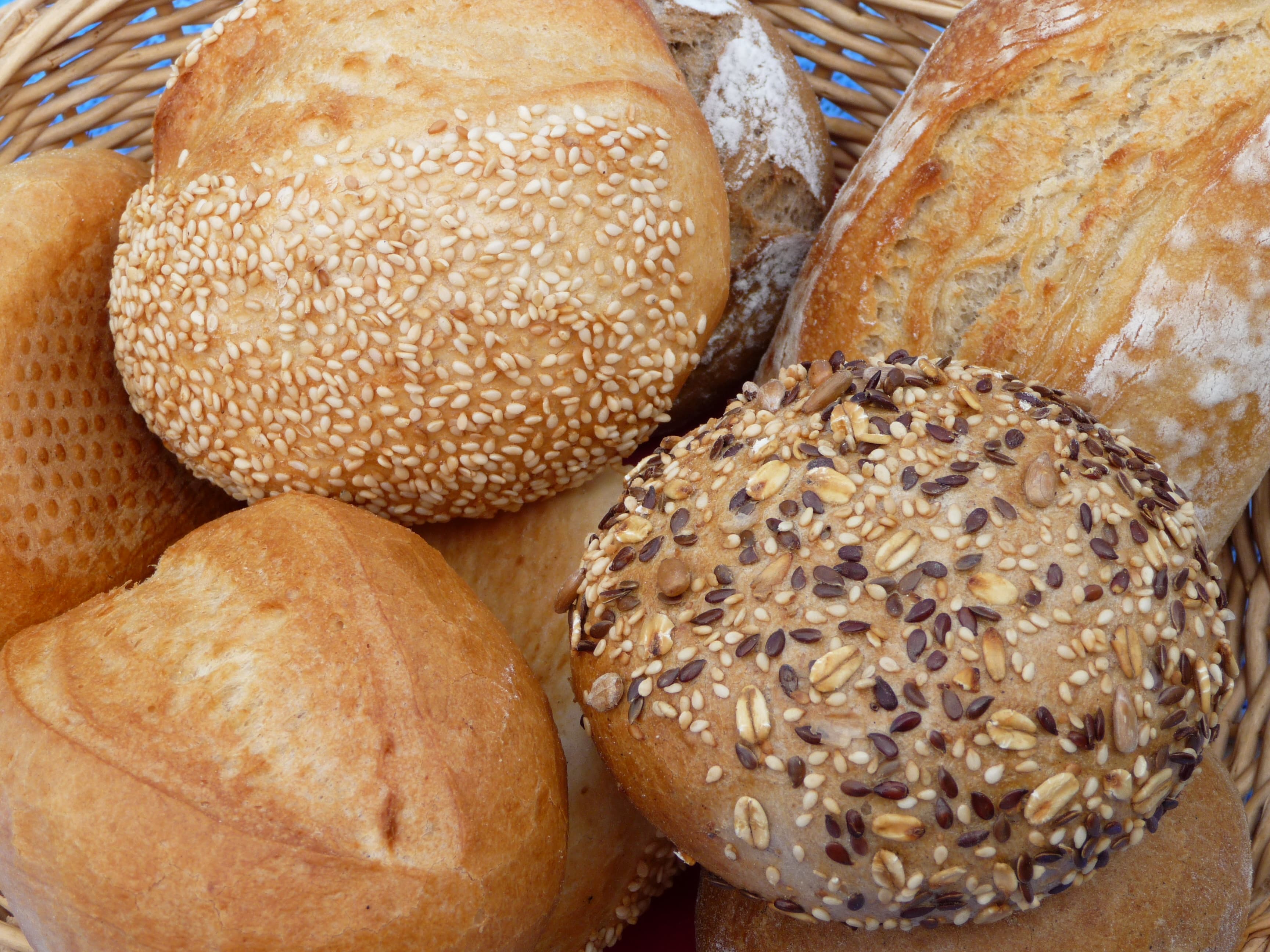 Bread, white, commercially prepared